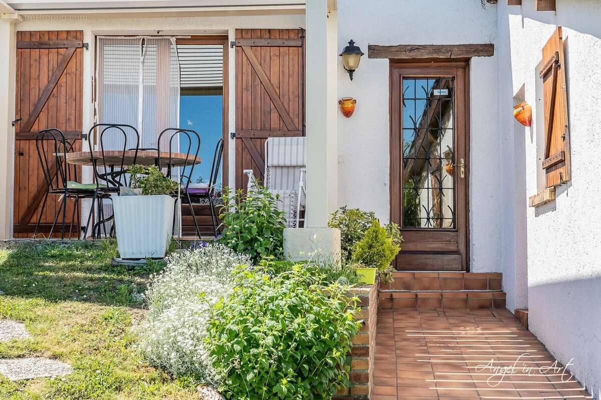 Maison à VILLERS-ALLERAND