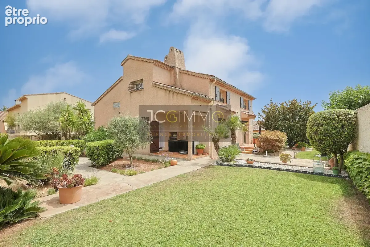 Maison à LA VALETTE-DU-VAR