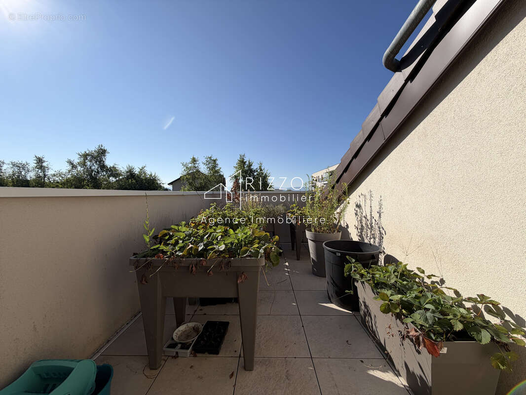 Duplex 93m2 avec vue dégagée, 2 terrasses et double garage - photo 16