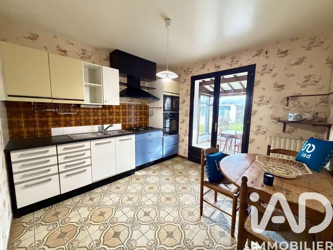 Photo 6 - Maison à SAINT-PLANCHERS