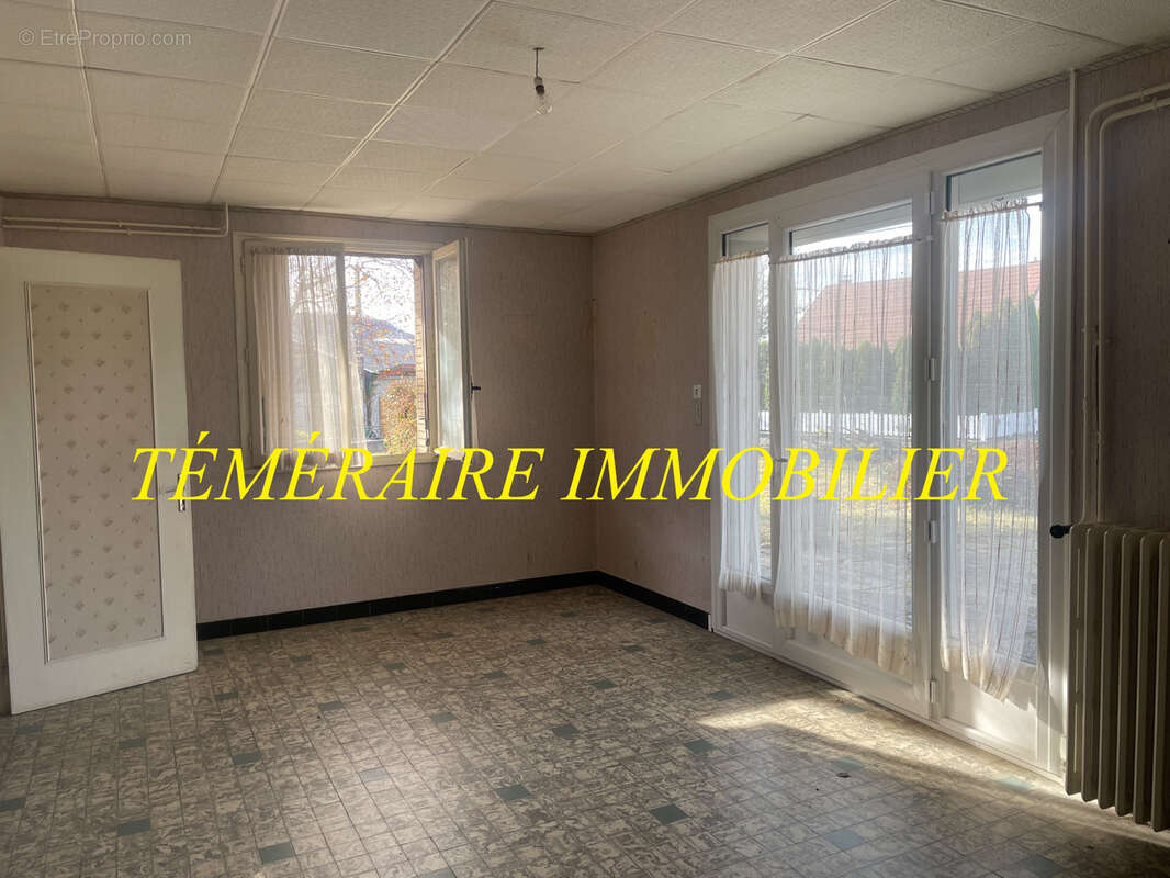 Maison à CHAMPAGNOLE