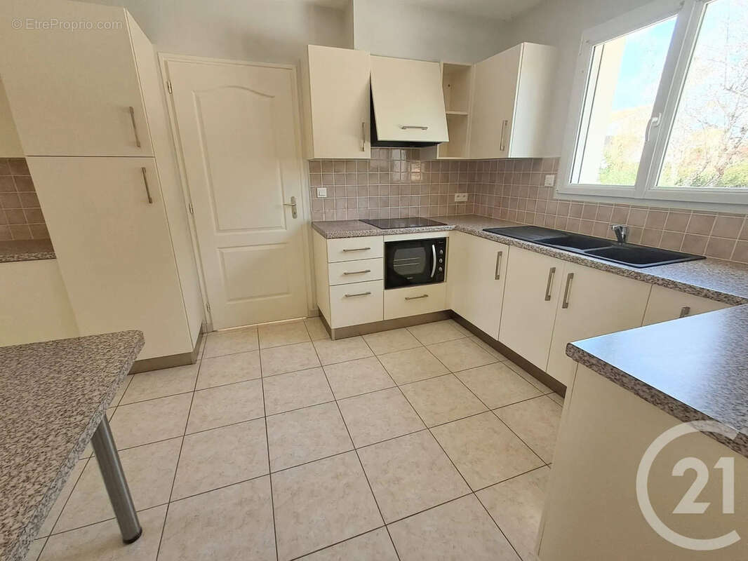 Maison 122 m² à Talmont-Saint-Hilaire  - photo 6