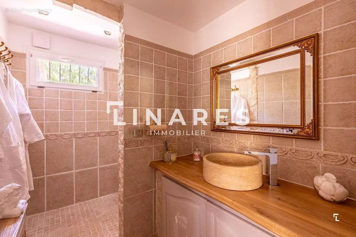 L'ÉCRIN DE LA TREILLE - Villa T4 de 85m² - Garage de 32m² - Terrain de 307m² - 13011 LA TREILLE - photo 7