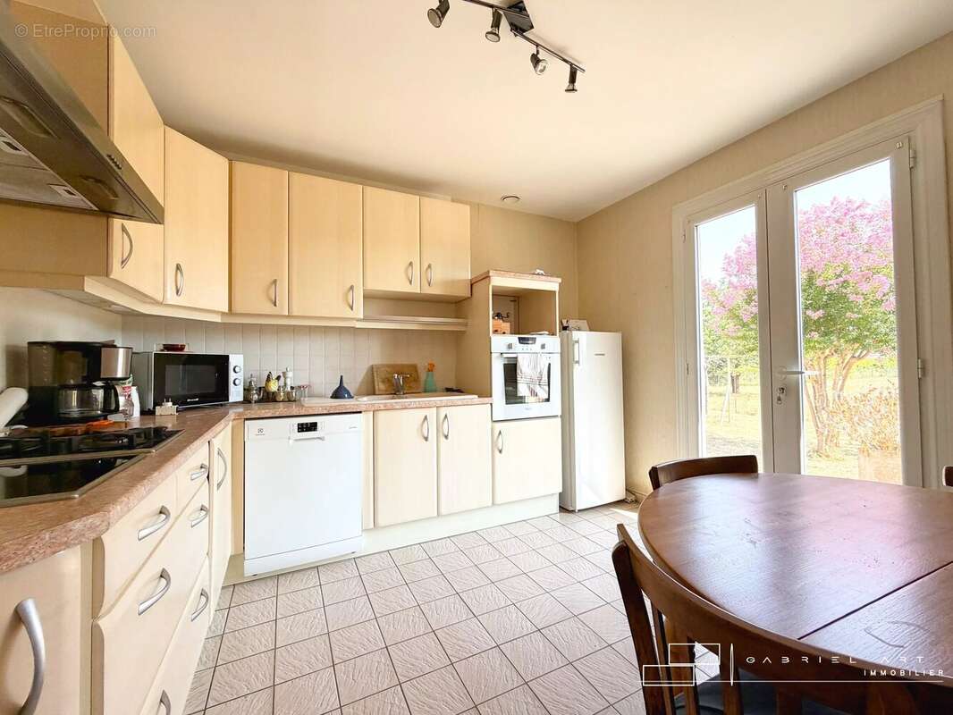 Maison 110 m² à Pavie  - photo 5