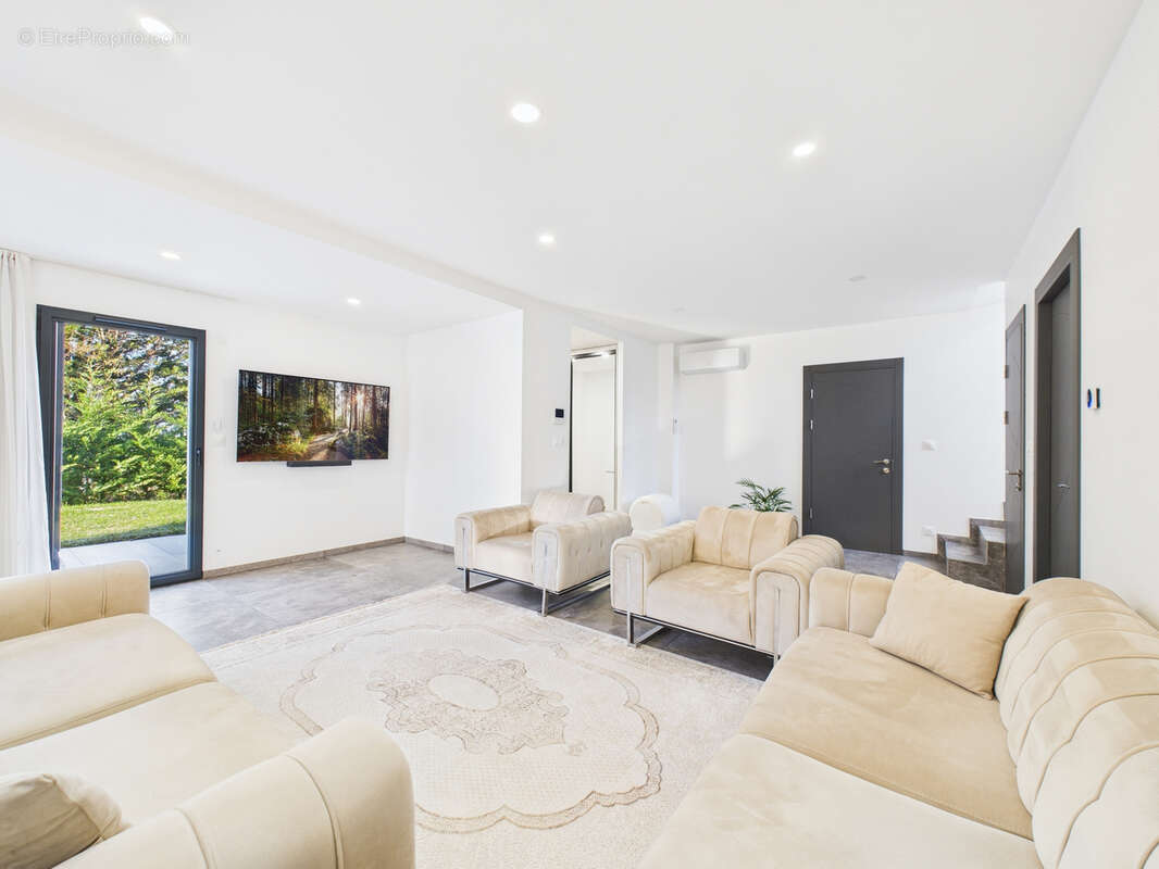 Maison à SAINT-ALBAN-LEYSSE