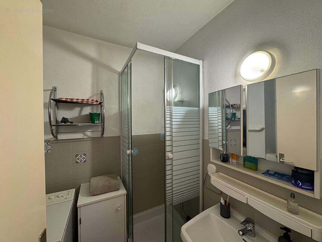 Appartement à SAINT-CYR-SUR-MER