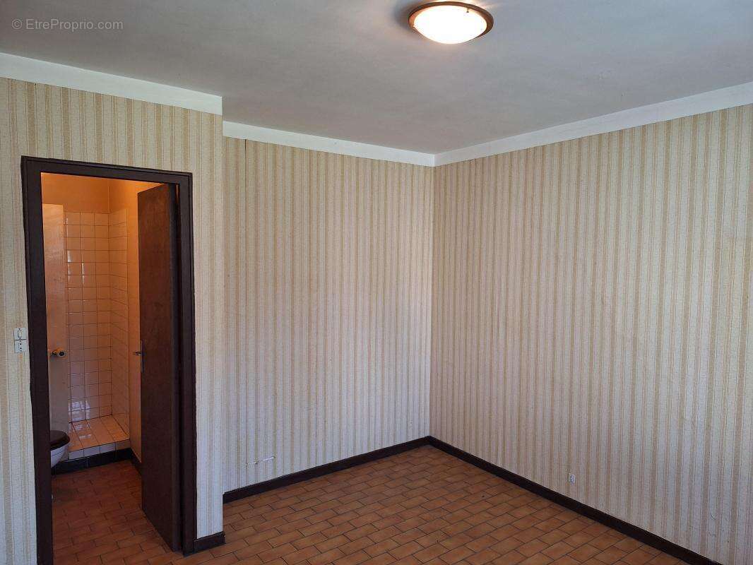 Maison à MONTFAUCON