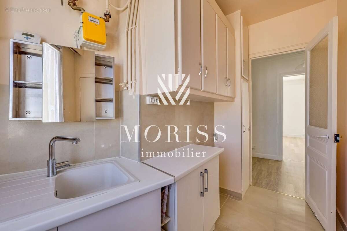 Appartement à PARIS-14E