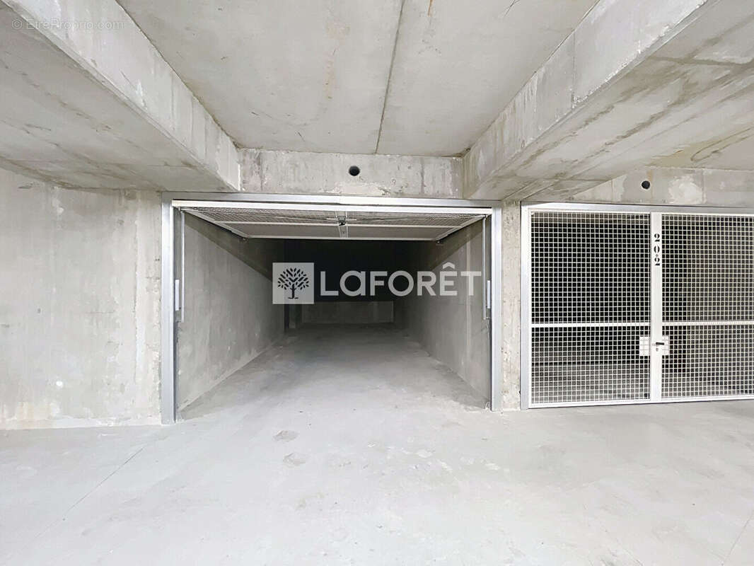 Parking à RILLIEUX-LA-PAPE