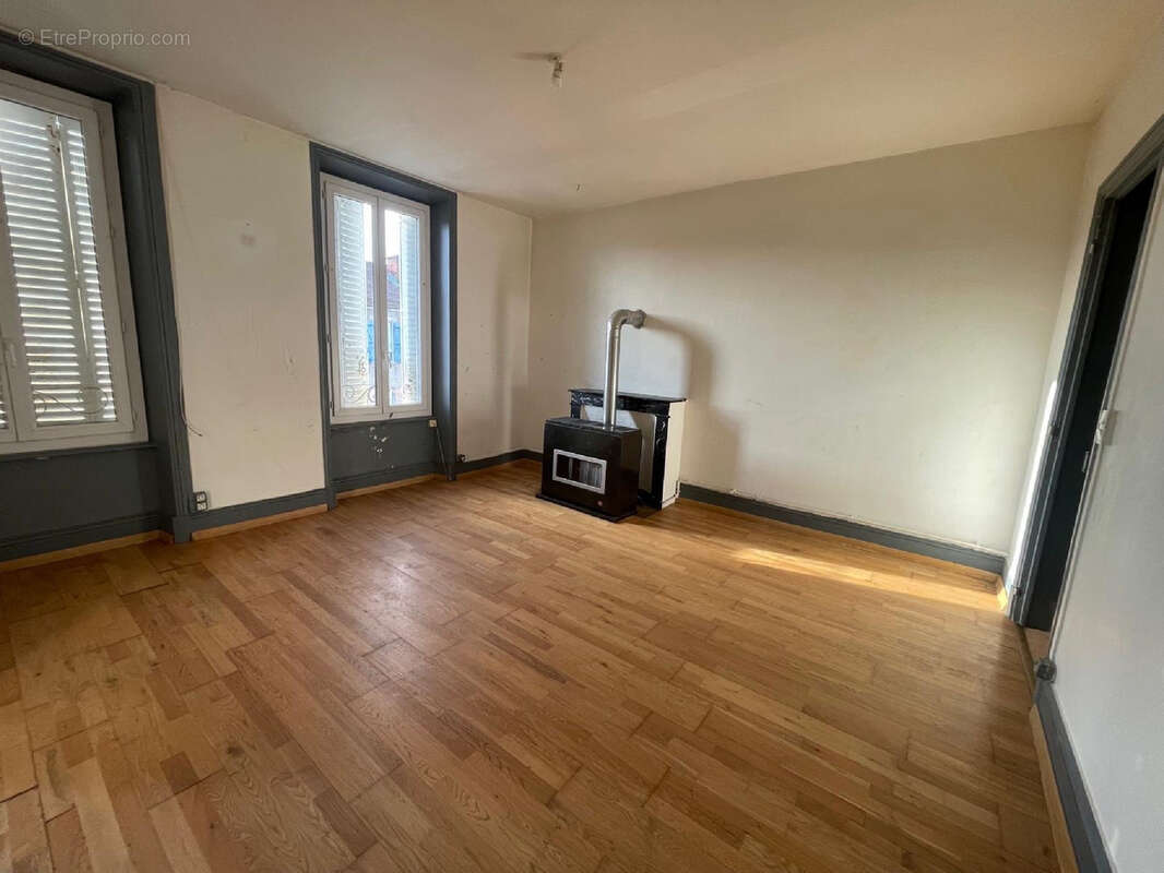 Appartement à SAINT-RAMBERT-D'ALBON