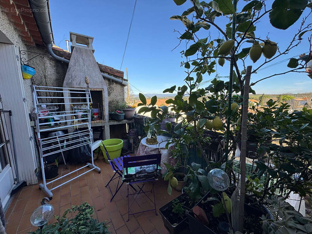 Appartement à CORNEILHAN