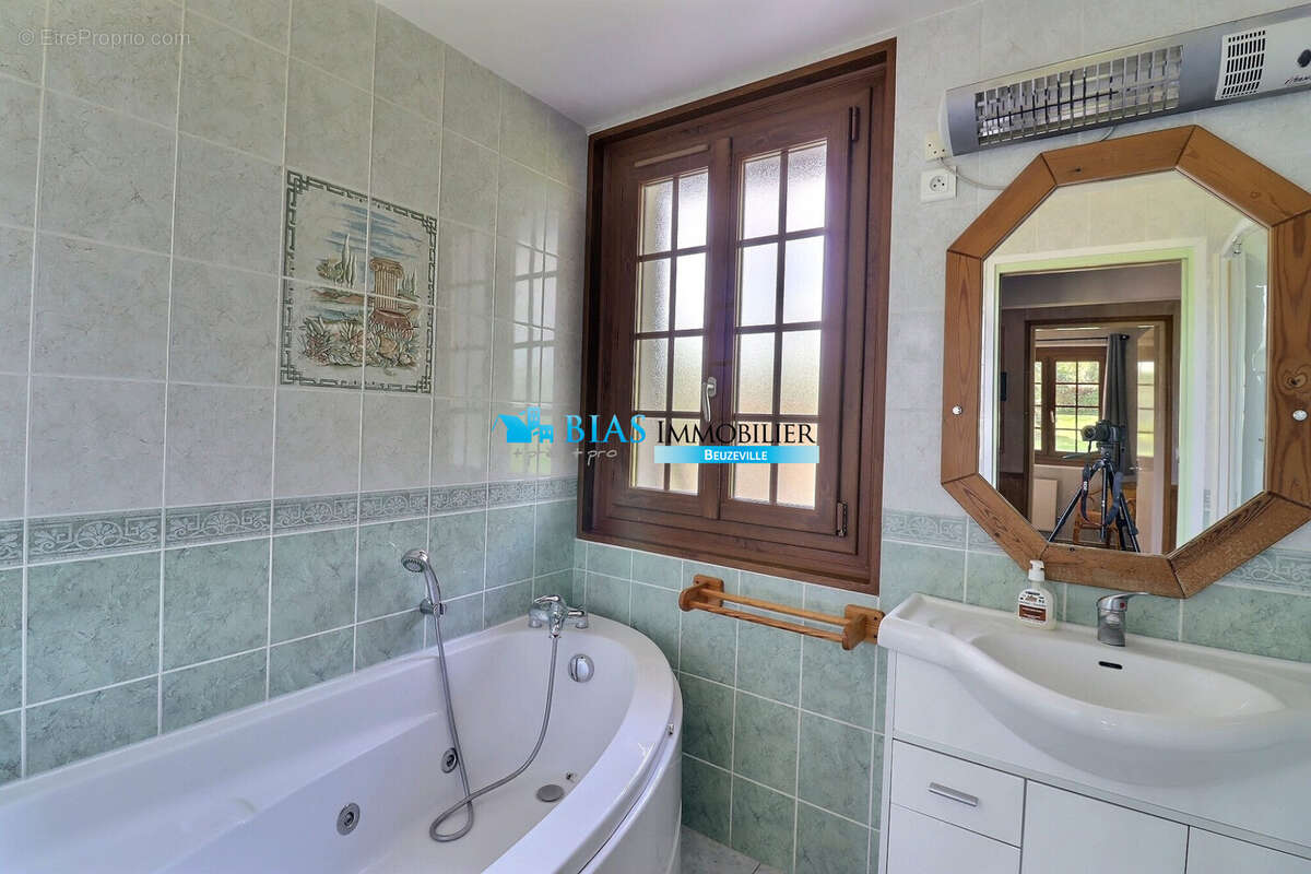 Maison à BEUZEVILLE
