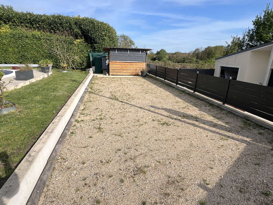 Maison à LA QUEUE-EN-BRIE