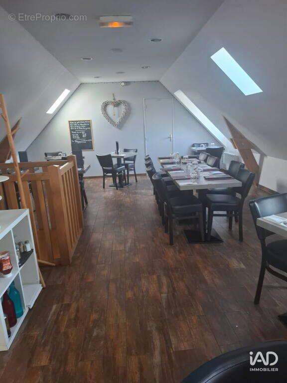 Photo 3 - Commerce à FOURGES