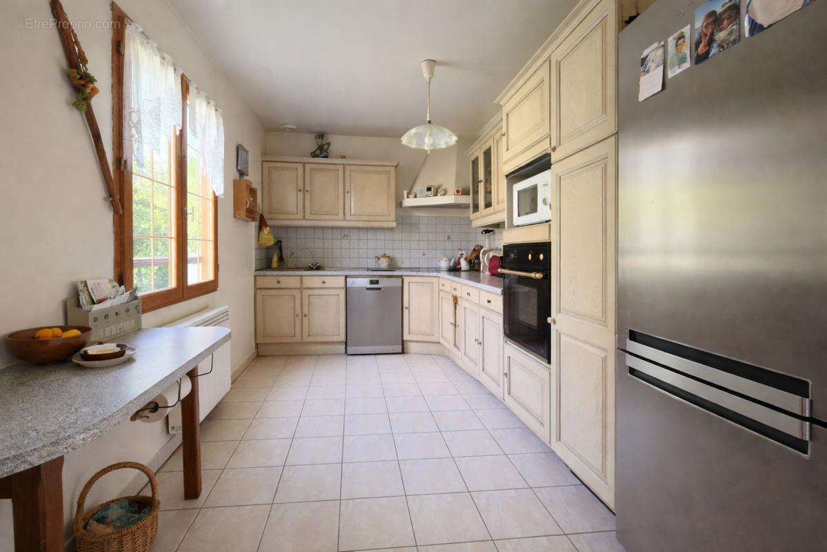 Maison à COULOMMIERS