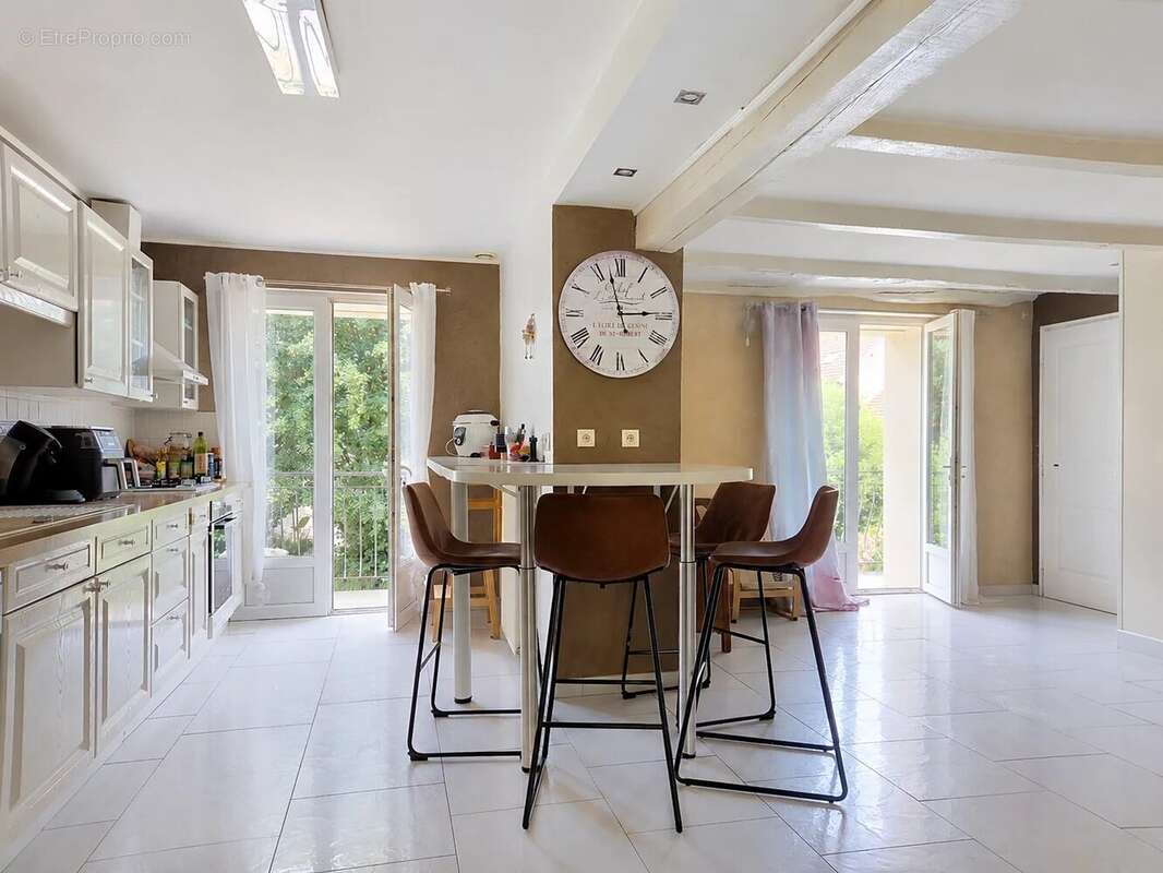 Maison familiale 162 m² – 5 chambres – grande terrasse - photo 4