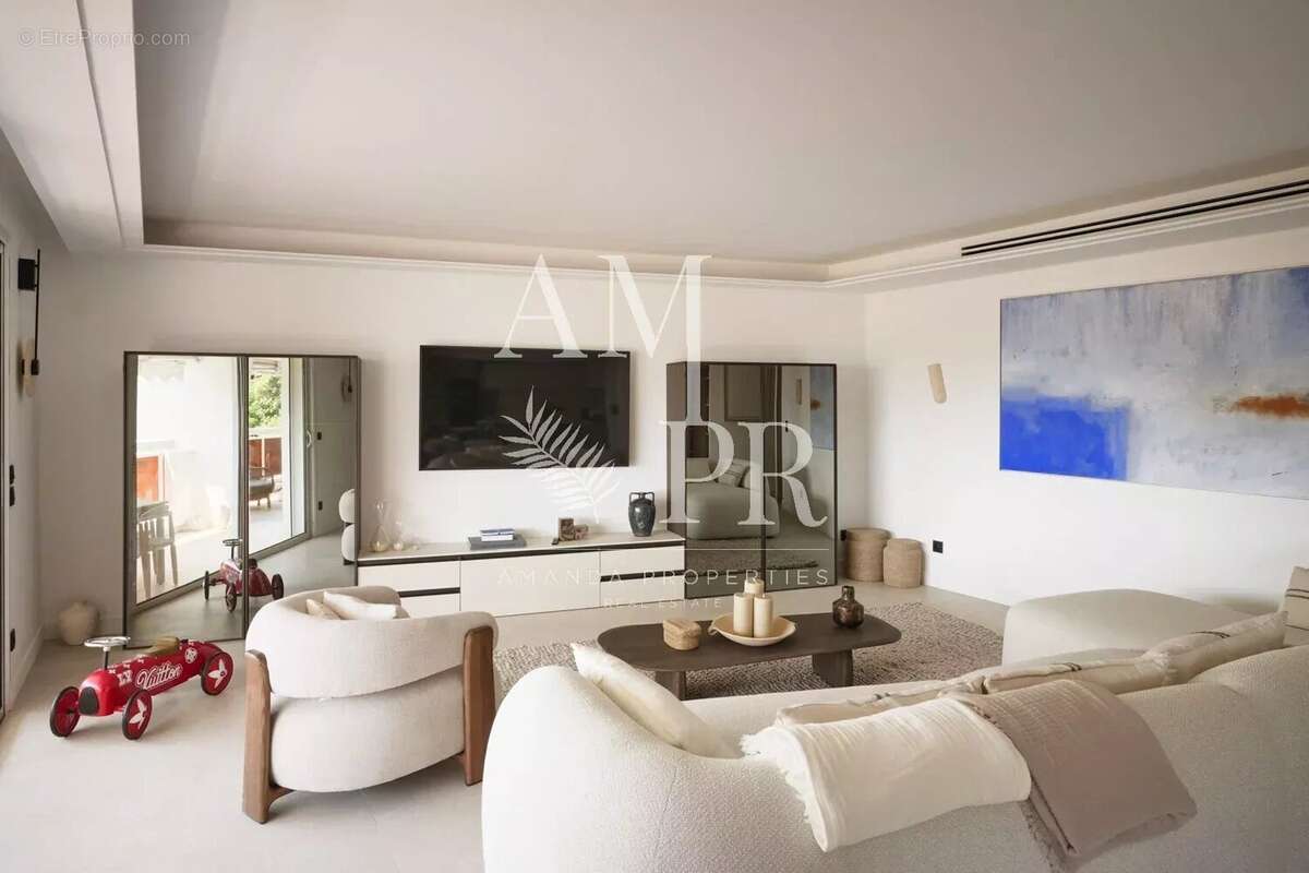 Cannes Basse Californie - Appartement 5 pièces 130m2 - Vue mer - photo 18