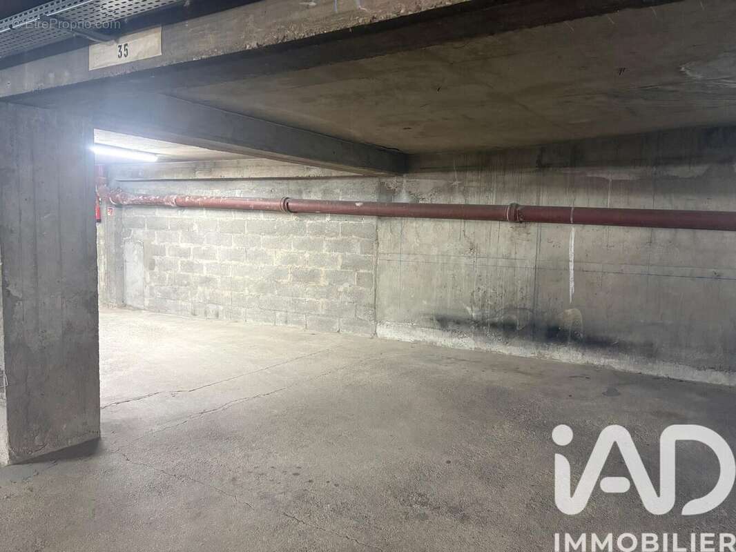 Parking 13 m² à Asnieres-Sur-Seine  - photo 2