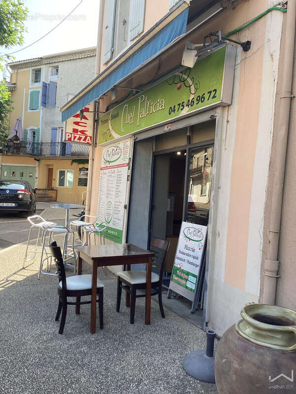 Commerce à TULETTE