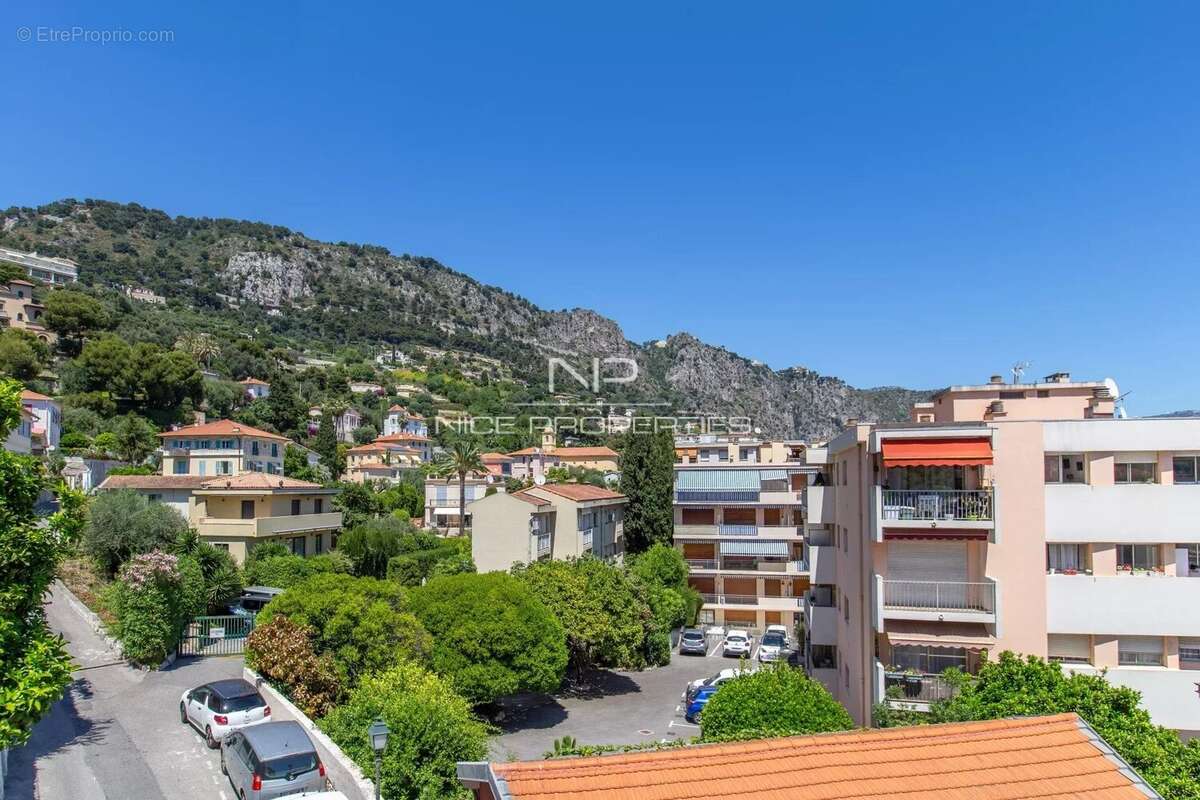 Beaulieu-sur-mer, bel appartement en dernier étage à rénover. - photo 13