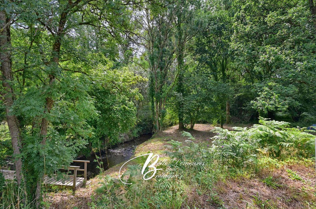 A vendre longère rénovée et son moulin au bord de l'eau Trégor - photo 2