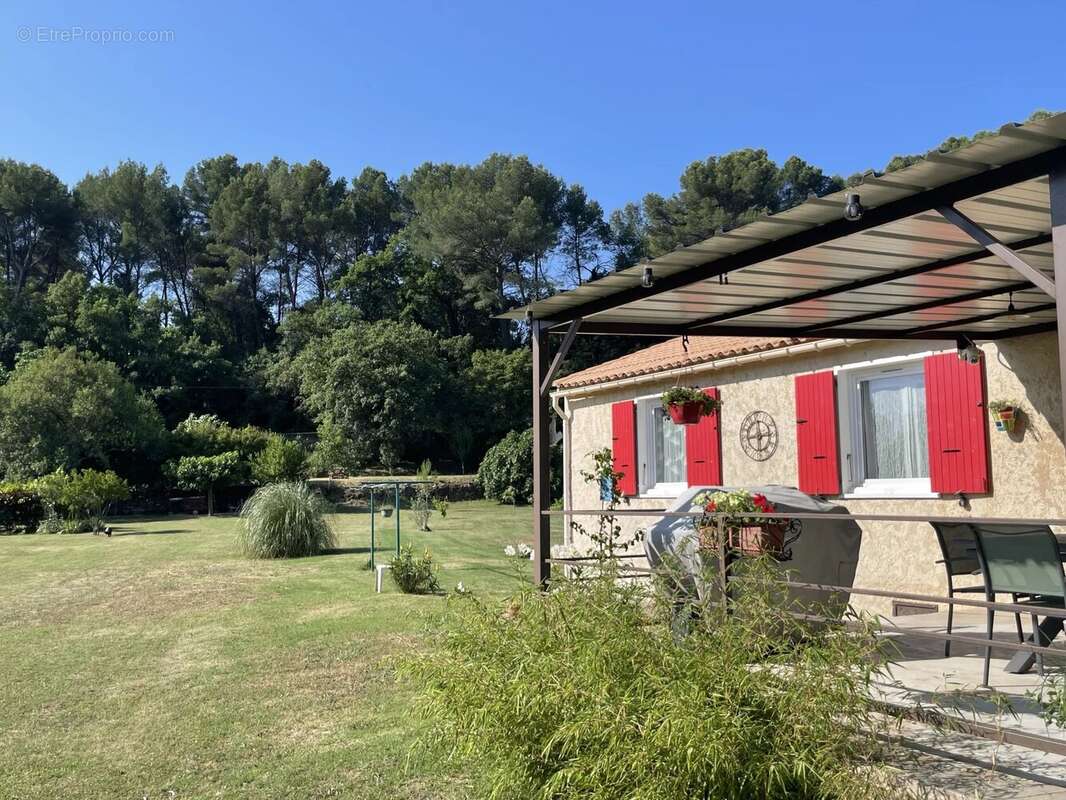 Maison à FIGANIERES