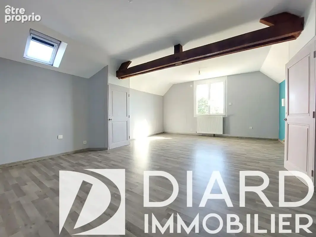 Maison 126 m² - Double garage + hangar - photo 2