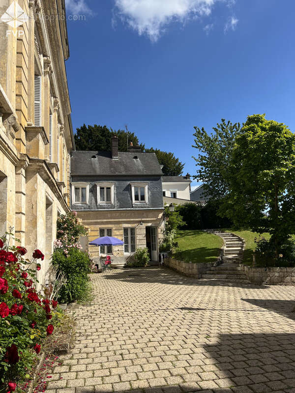 Maison à CAUDEBEC-EN-CAUX