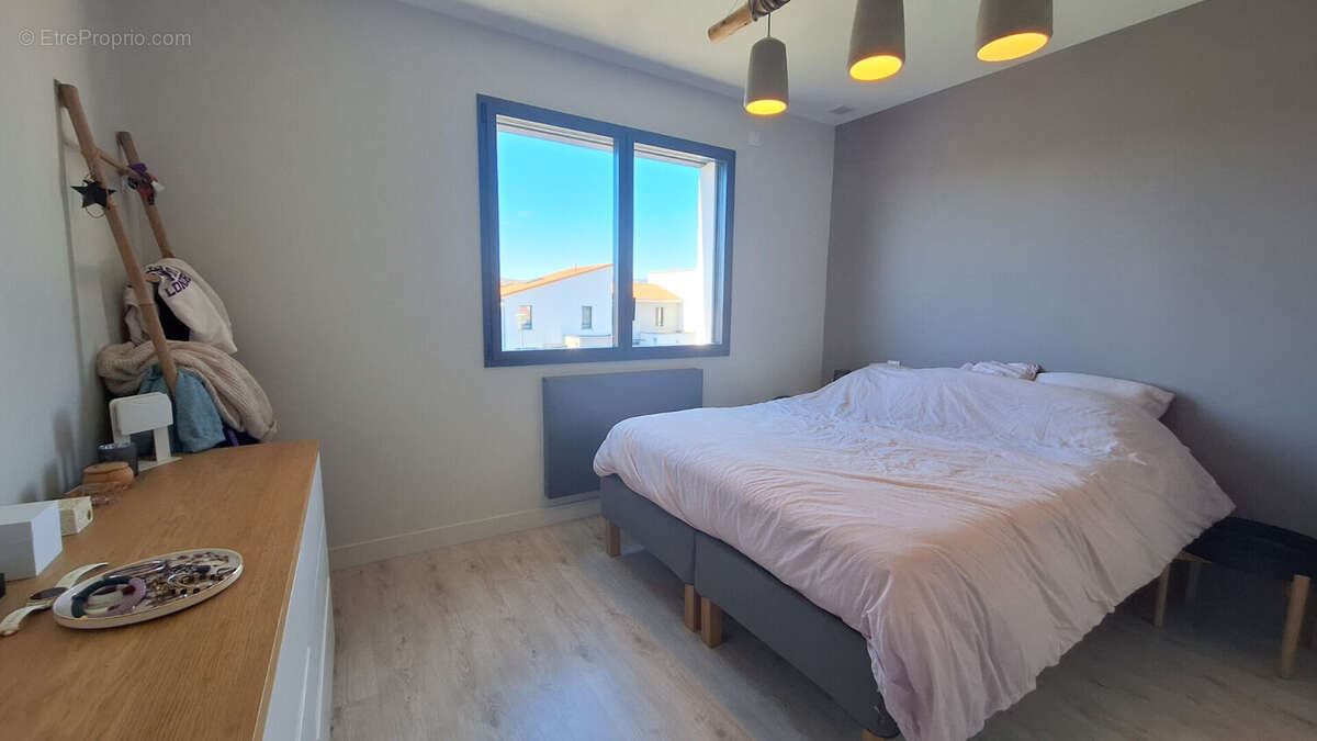 Maison Cournon D Auvergne 5 pièce(s) 132 m2 - photo 16