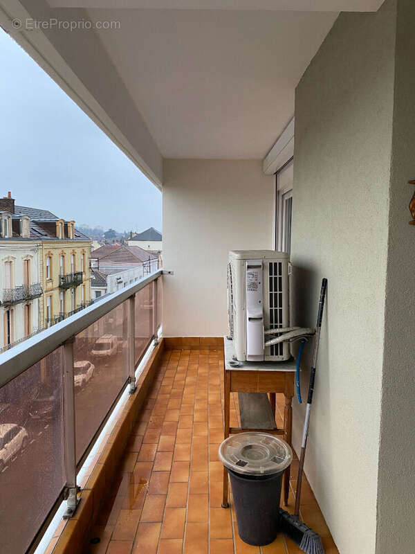 Appartement à MONTCEAU-LES-MINES