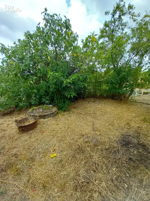 Maison en pierres de 80m2 avec dépendance et jardinet - photo 6