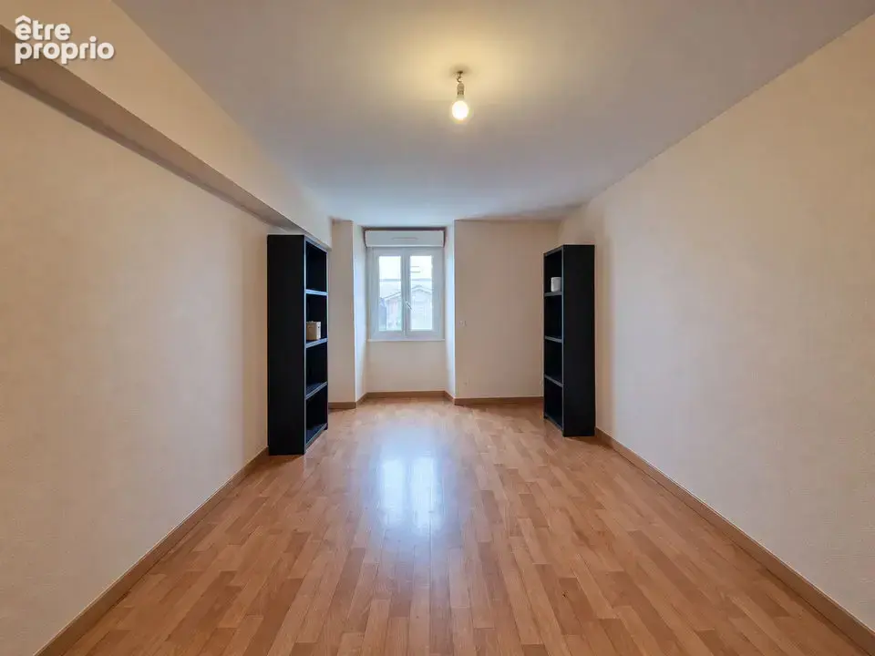Appartement 11 pièces 222 m² à vendre à Les Ponts-De-Ce (49130) - photo 3