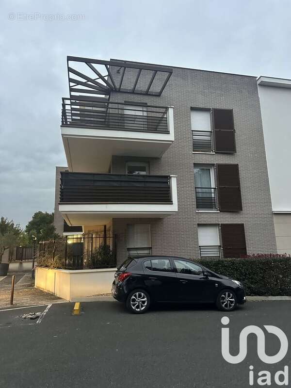 Photo 9 - Appartement à QUINCY-SOUS-SENART