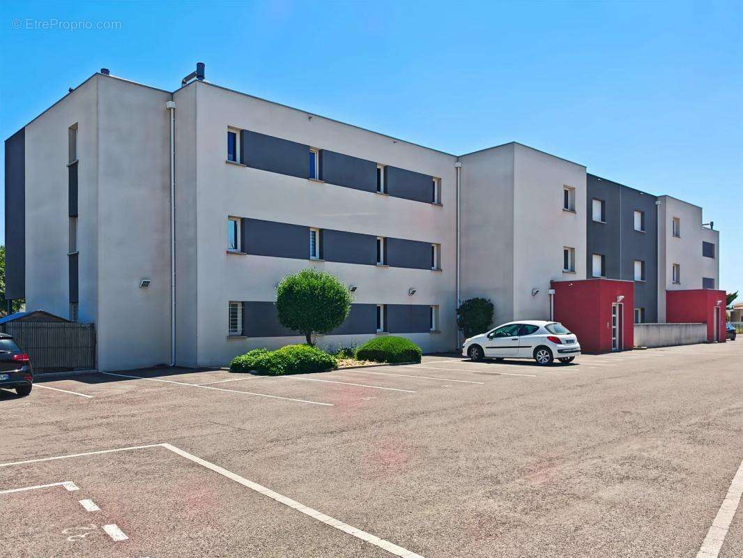 Appartement à THEZA