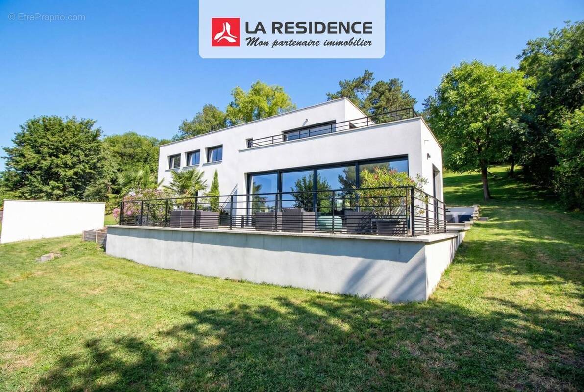 Maison à BRUEIL-EN-VEXIN