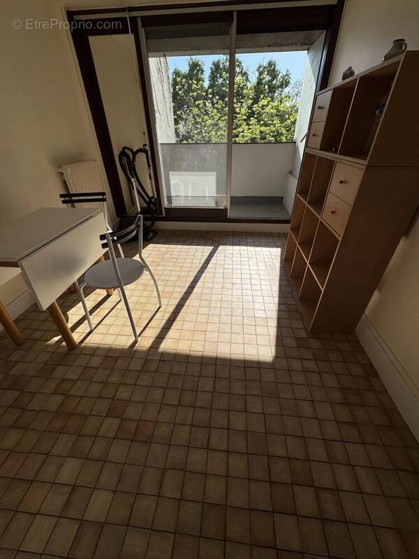 Appartement à PARIS-20E