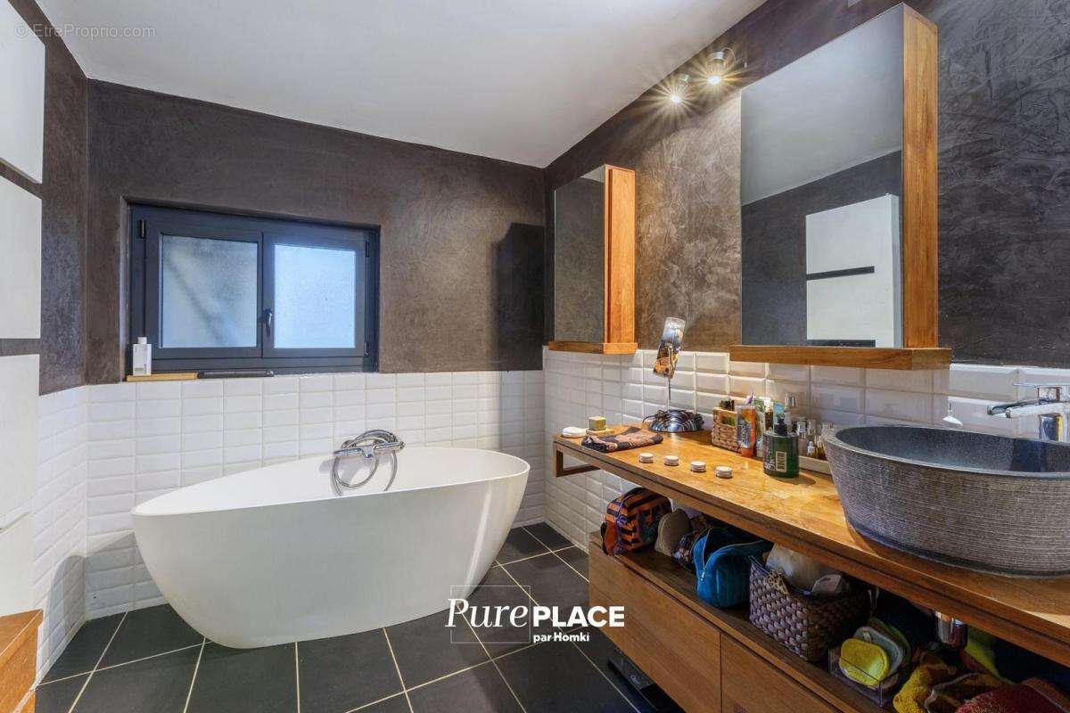 Maison à DEUIL-LA-BARRE