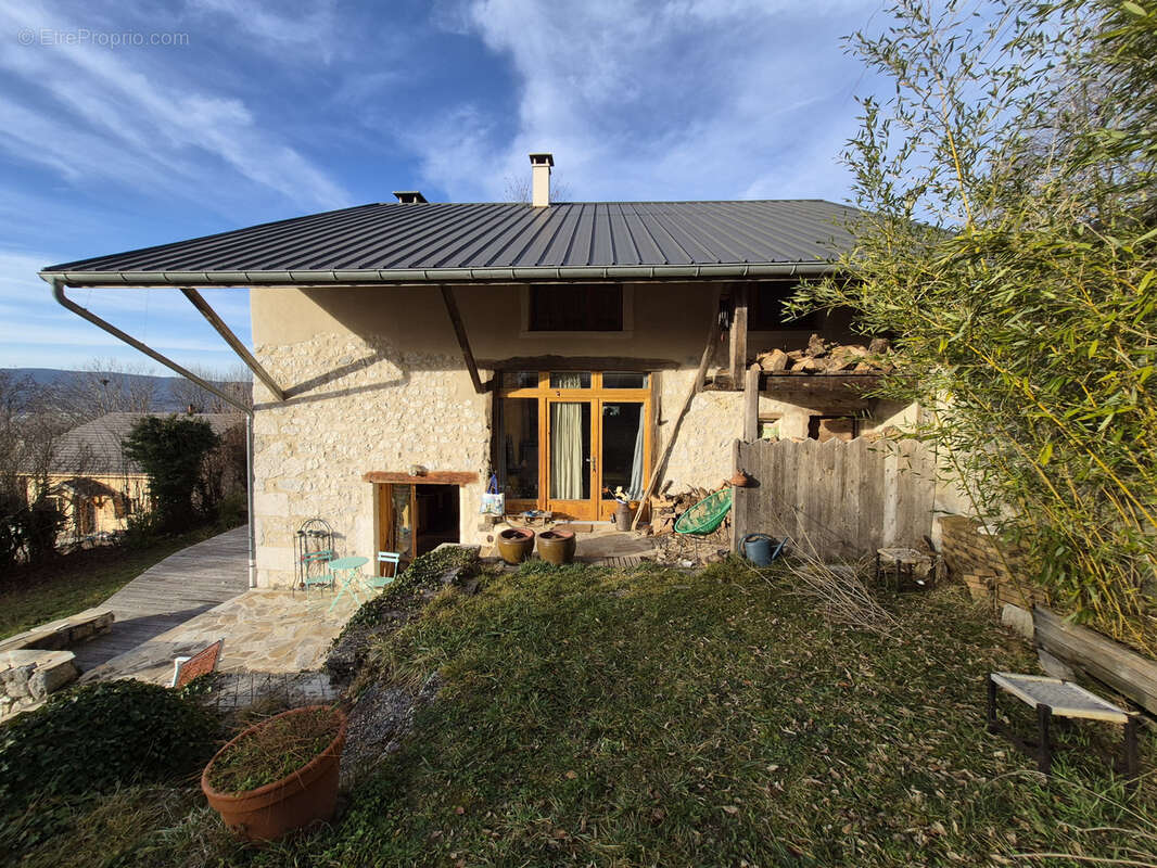 Maison à SUTRIEU