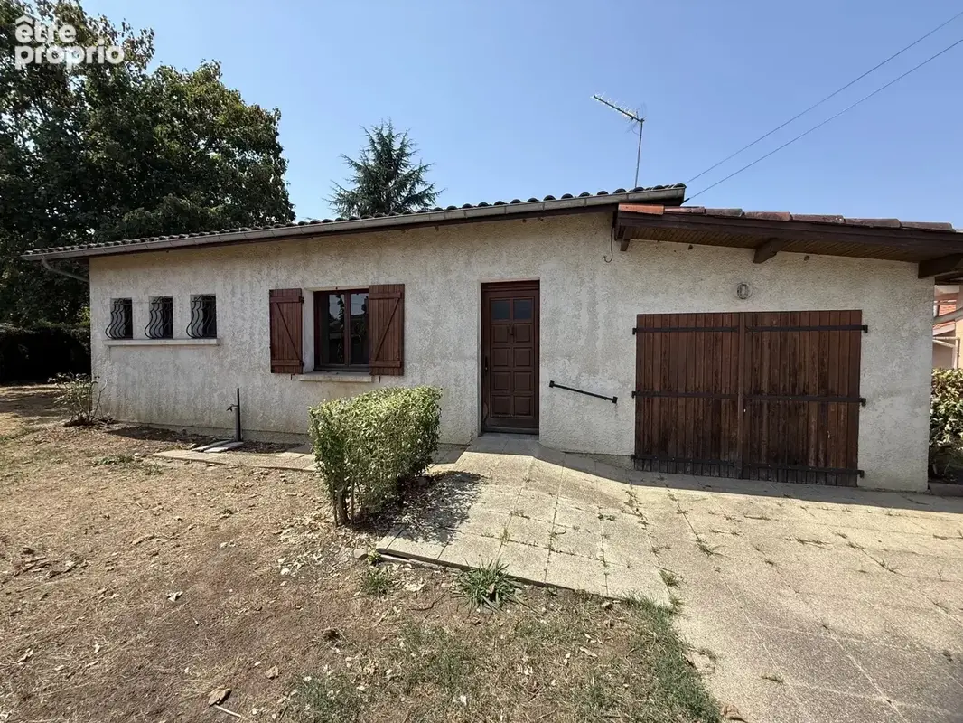 Maison de plain pied avec garage et jardin située à Nogaro à deux pas des commodités à pieds - photo 2