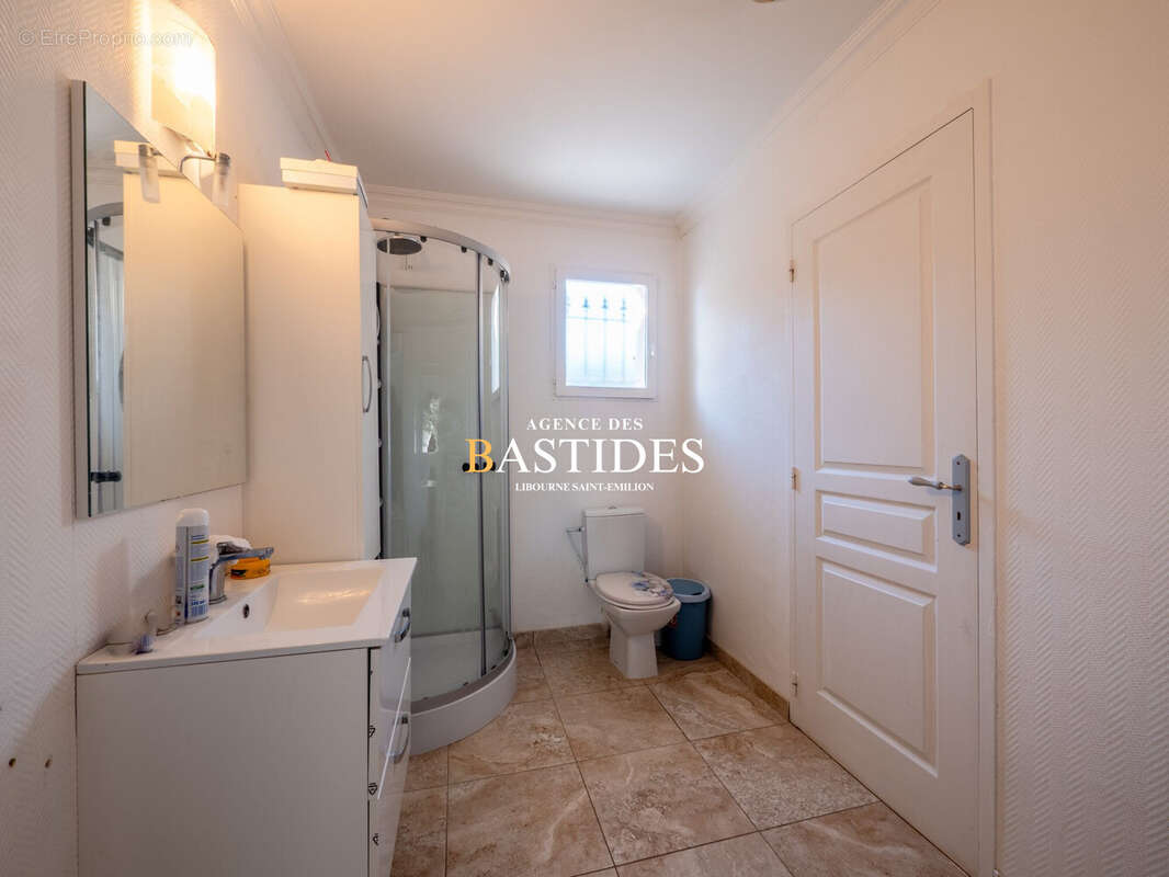 Maison à SAINT-DENIS-DE-PILE