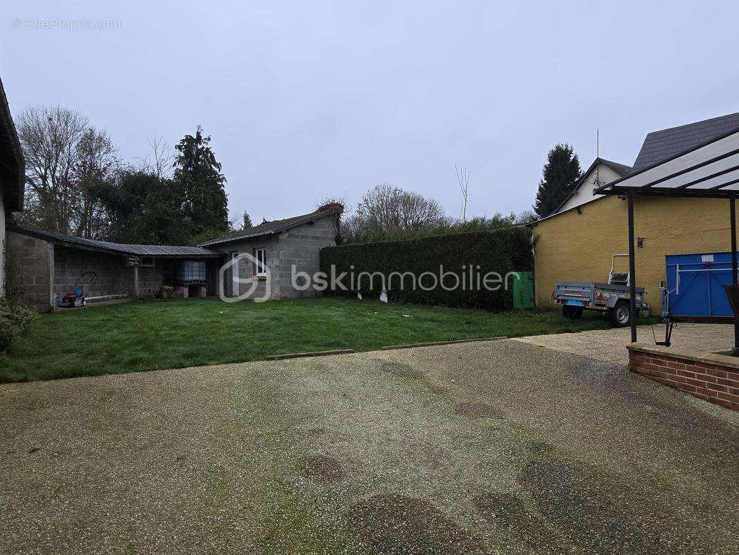 Maison à FEUQUIERES