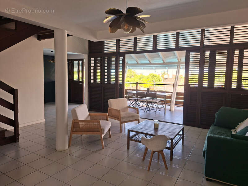 Maison à SCHOELCHER