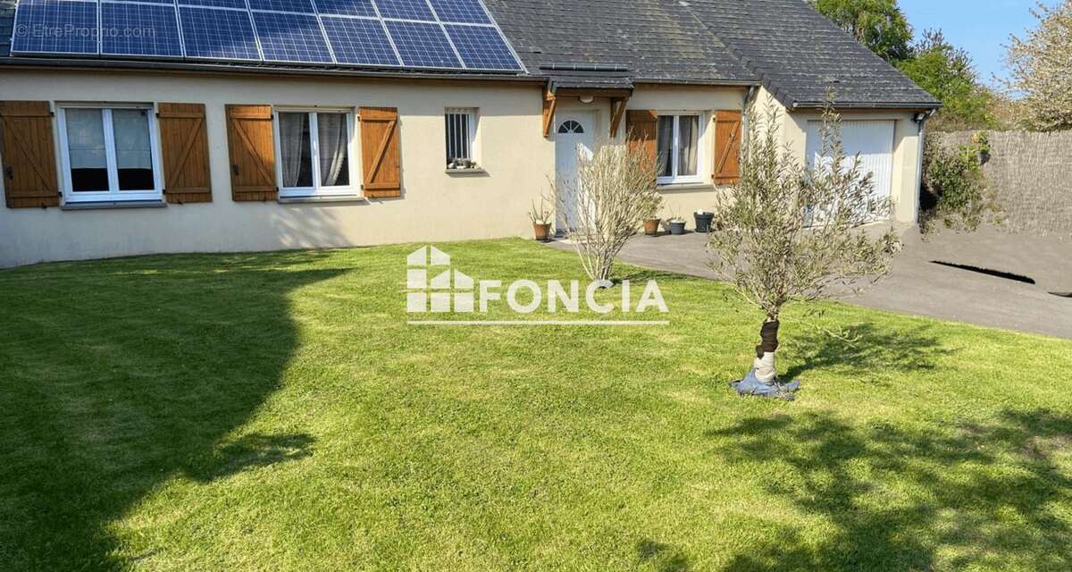 Maison à LA CHAPELLE-FORAINVILLIERS