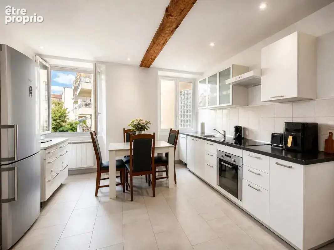 Appartement à LYON-9E