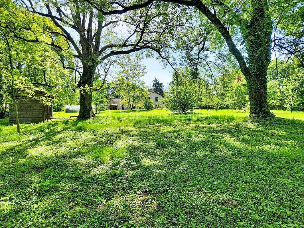 Une maison de campagne nichée dans un parc magnifique - photo 5