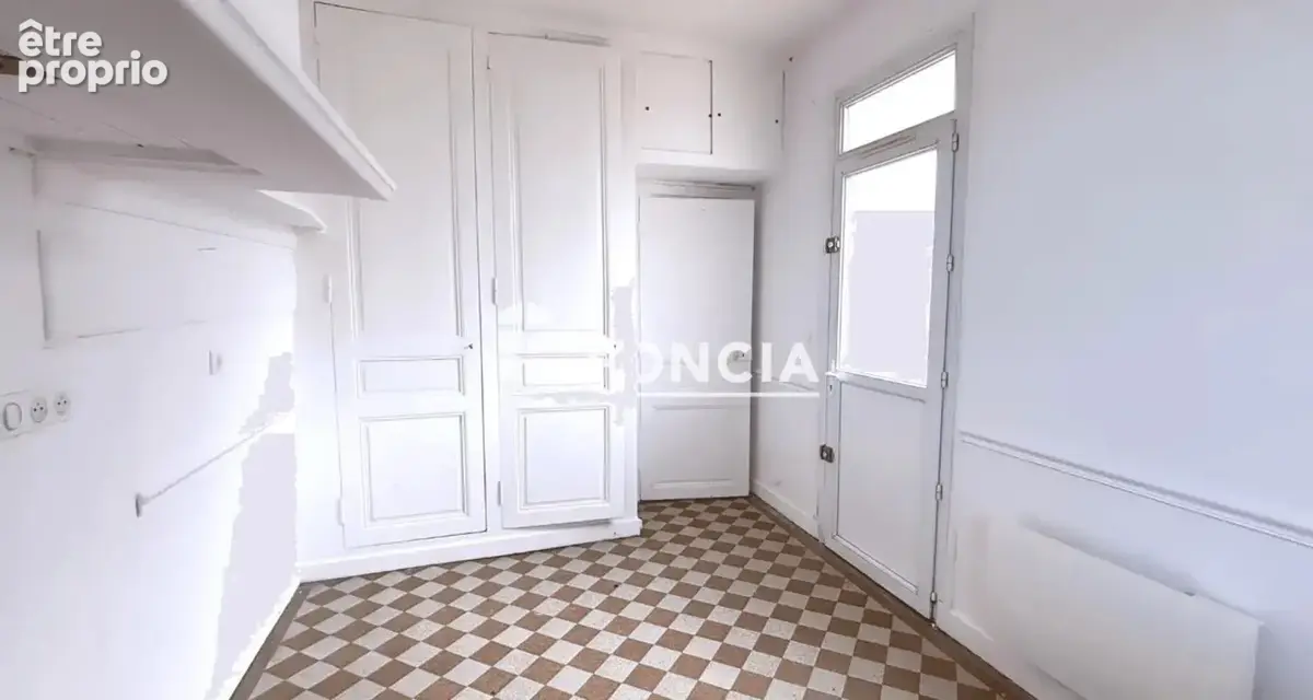 Montmirail – Maison de caractère 6 pièces – 111 m² – 3 chambres – Jardin, dépendance et garage - photo 4