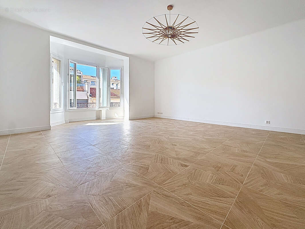 Appartement à SAINT-RAPHAEL