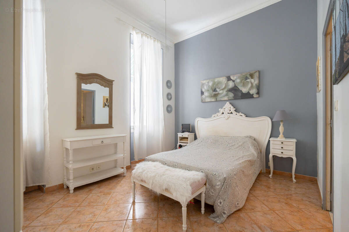 Maison à MARSEILLE-4E