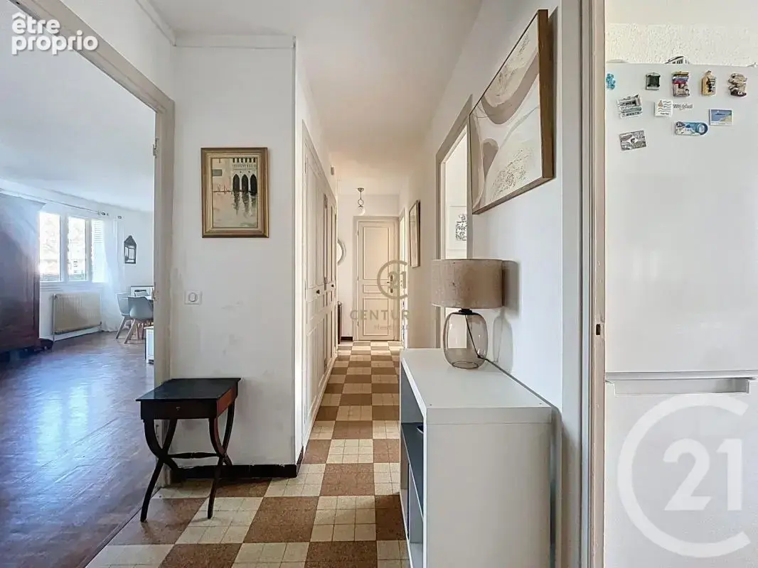 Appartement 75 m² à Lyon-8e  - photo 7