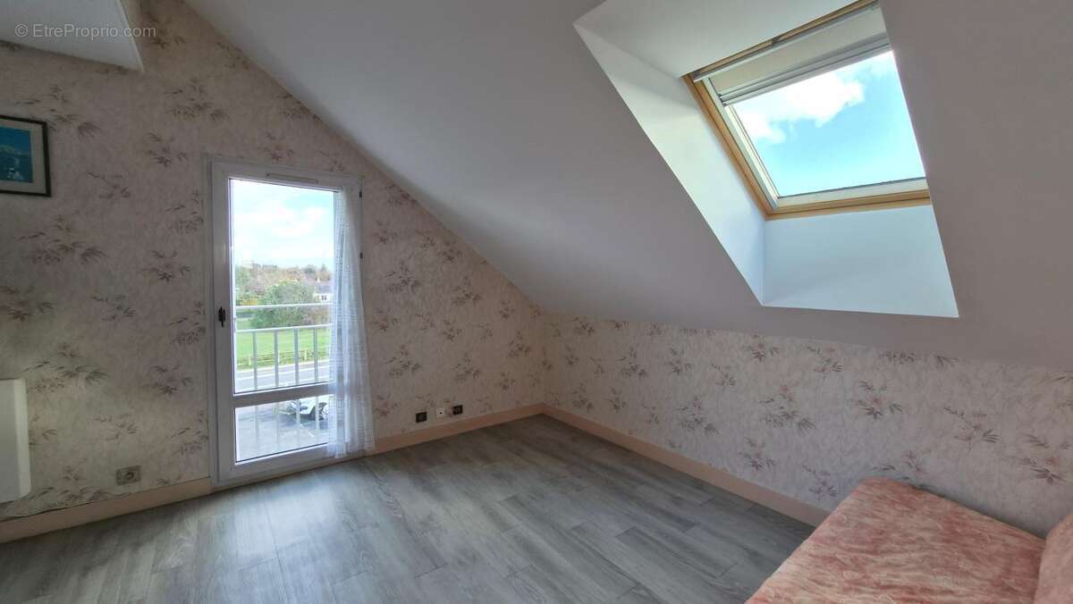 Appartement à LARDY